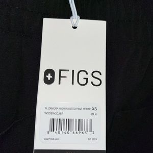 FIGS High Waisted Zamora Black Joggers. NWT.